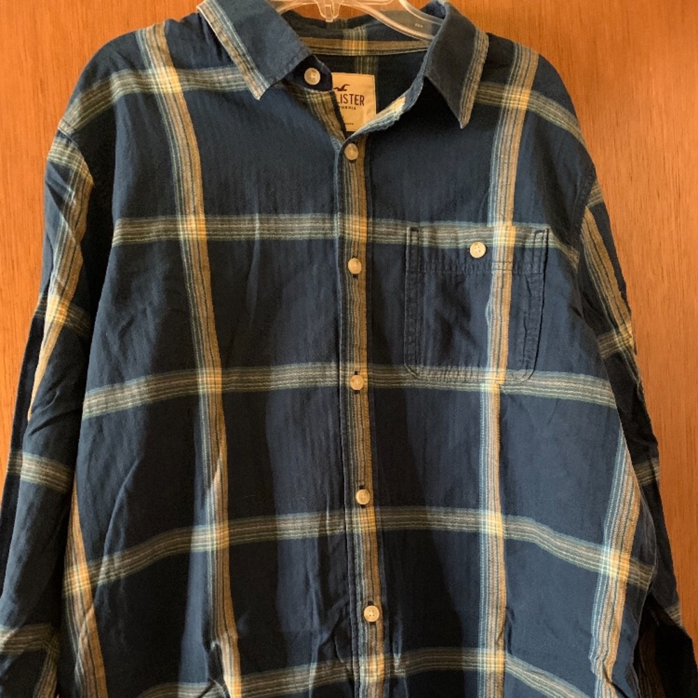 XL Hollister Navy Blue Flannel